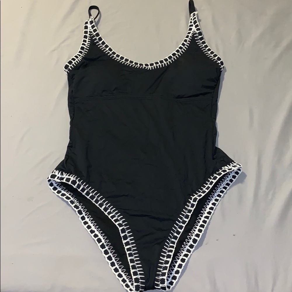 Gianni Bini one piece swimsuit
